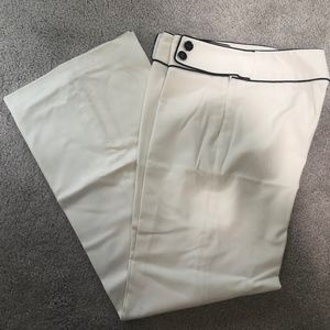 White House Black Market White Capri with Black Buttons Size 6R